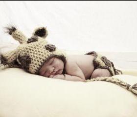 Jeremiah Giraffe Photo Prop/ Diaper cover set